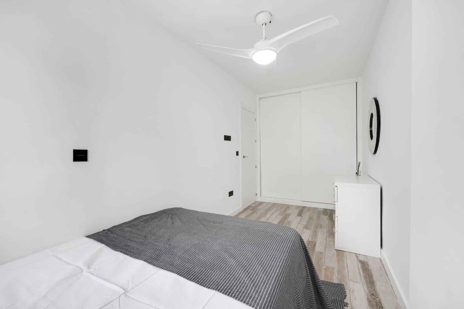 2 bedroom Apartment for sale in Punta Prima with pool garage - € 189,000 (Ref: 9390771)