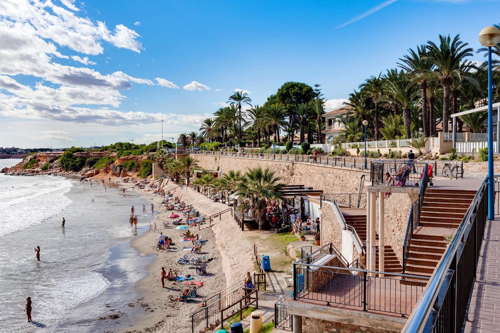 2 bedroom Apartment for sale in Punta Prima with pool garage - € 189,000 (Ref: 9390771)