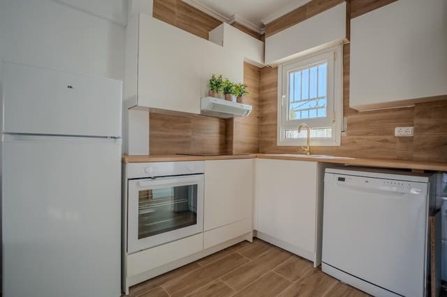 Apartamento de 2 habitaciones en Torreblanca, Torrevieja en venta - 199.000 € (Ref: 9403337)