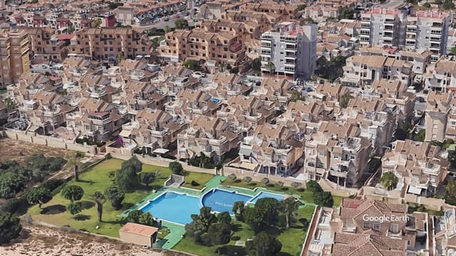 2 bedroom Bungalow for sale in Torreblanca, Torrevieja with pool - € 183,900 (Ref: 9422382)