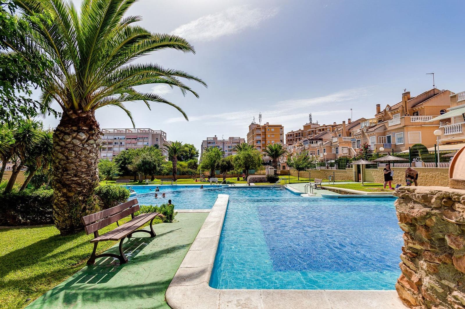 2 soverom Bungalow til salgs i Torrevieja med svømmebasseng - € 183 900 (Ref: 9422382)