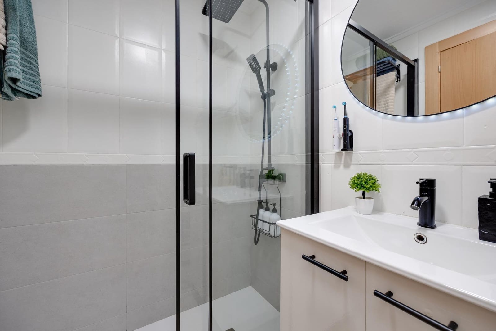 2 soverom Bungalow til salgs i Torrevieja med svømmebasseng - € 183 900 (Ref: 9422382)