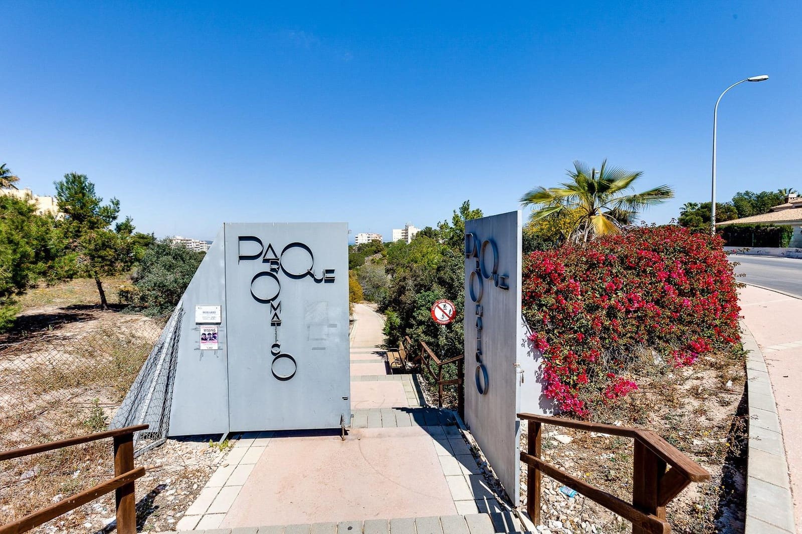 2 soverom Bungalow til salgs i Torrevieja med svømmebasseng - € 183 900 (Ref: 9422382)