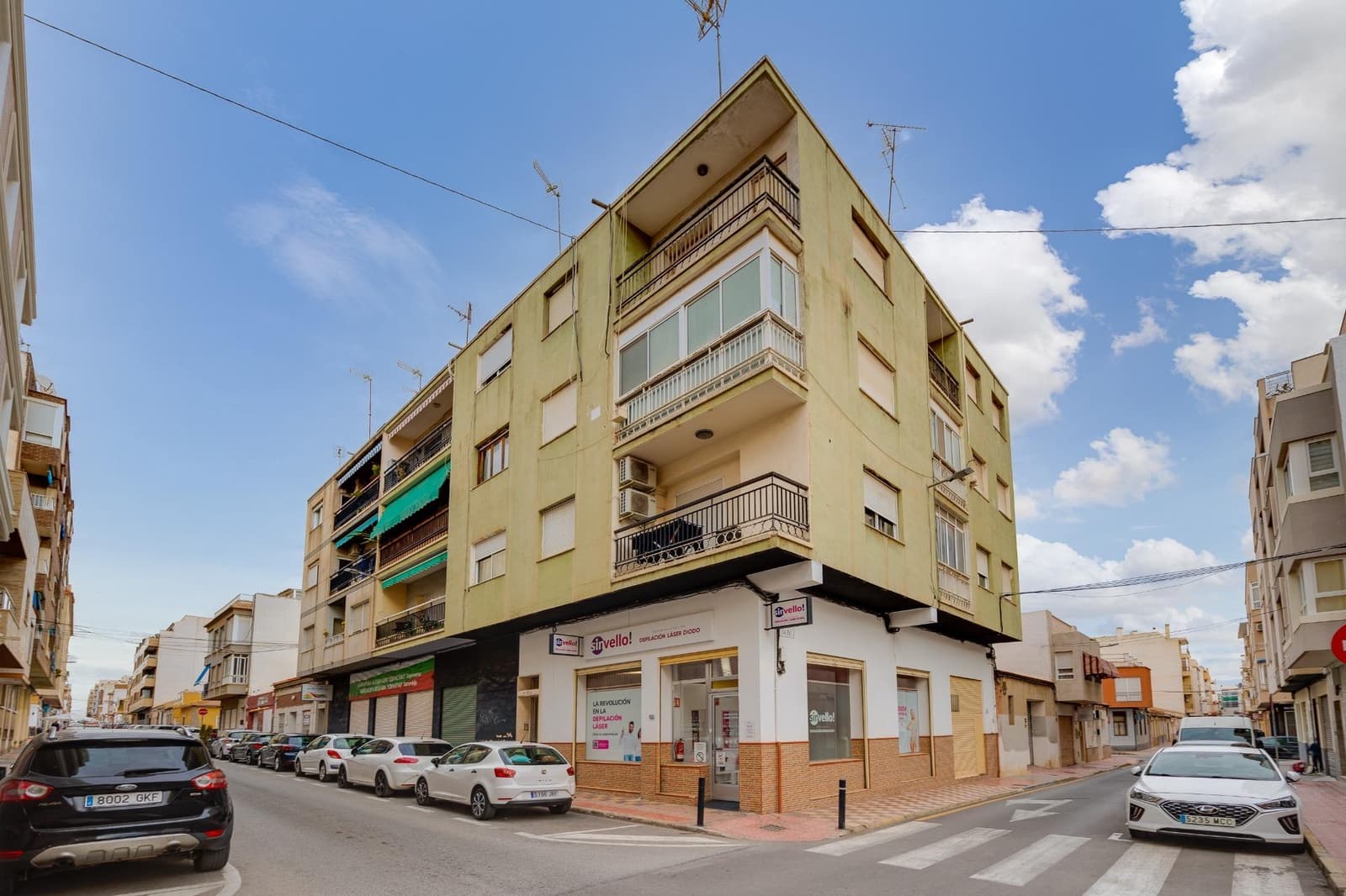 4 soveværelse Lejlighed til salg i Torrevieja - € 133.900 (Ref: 9434660)