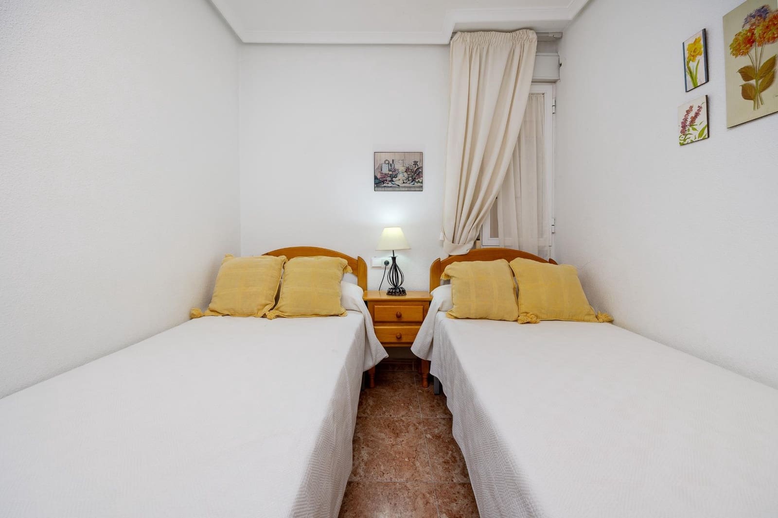 Apartamento de 2 habitaciones en Torrevieja en venta con piscina - 114.900 € (Ref: 9452088)