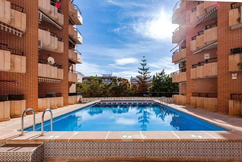 1 makuuhuone Huoneisto myytävänä paikassa Torrevieja mukana uima-altaan - 126 000 € (Ref: 9462043)