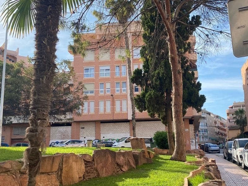 1 makuuhuone Huoneisto myytävänä paikassa Torrevieja mukana uima-altaan - 126 000 € (Ref: 9462043)