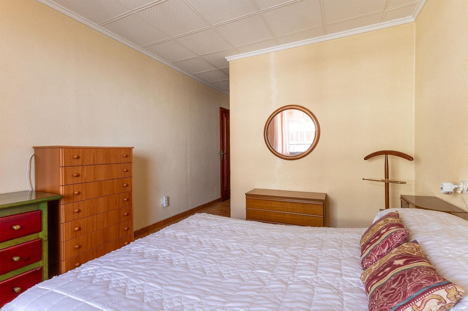 3 bedroom Flat for sale in Torrevieja with garage - € 280,000 (Ref: 9485270)