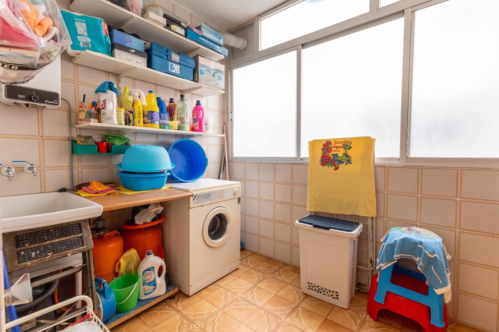 3 bedroom Flat for sale in Torrevieja with garage - € 280,000 (Ref: 9485270)