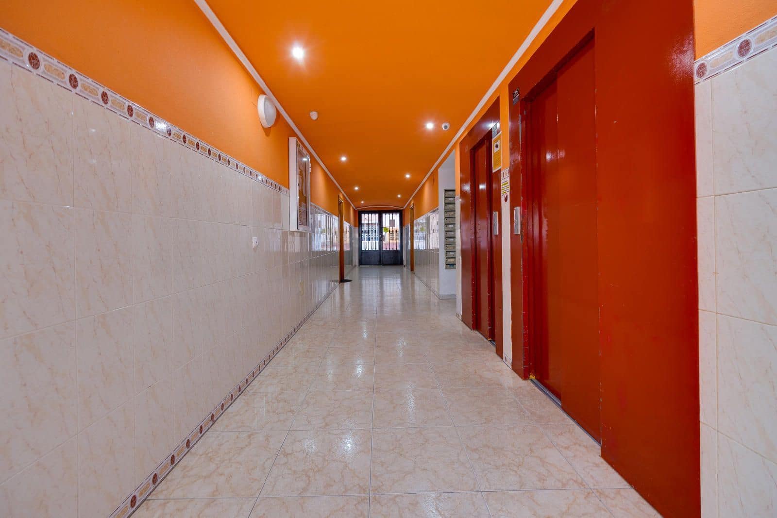 2 sovrum Lägenhet till salu i Torrevieja med pool - 149 969 € (Ref: 9494585)