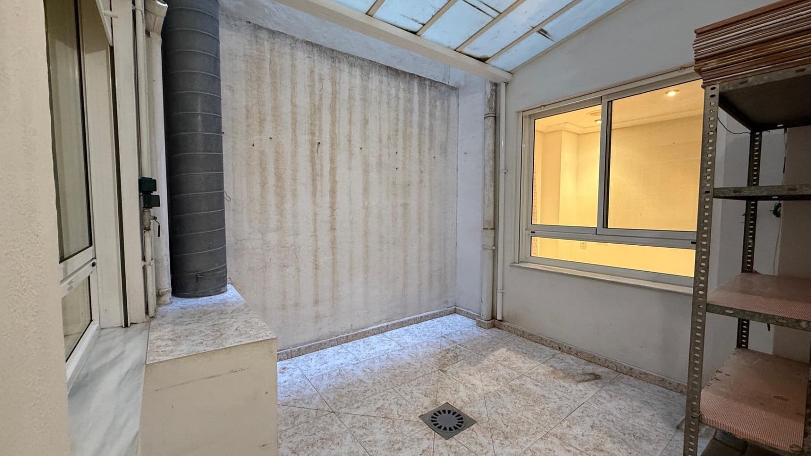 4 bedroom Flat for sale in Torrevieja - € 230,000 (Ref: 9494587)