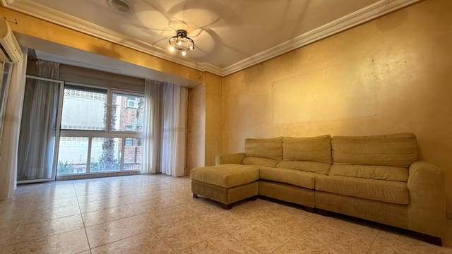 4 bedroom Flat for sale in Centro - Muelle Pesquero, Torrevieja - € 230,000 (Ref: 9494587)