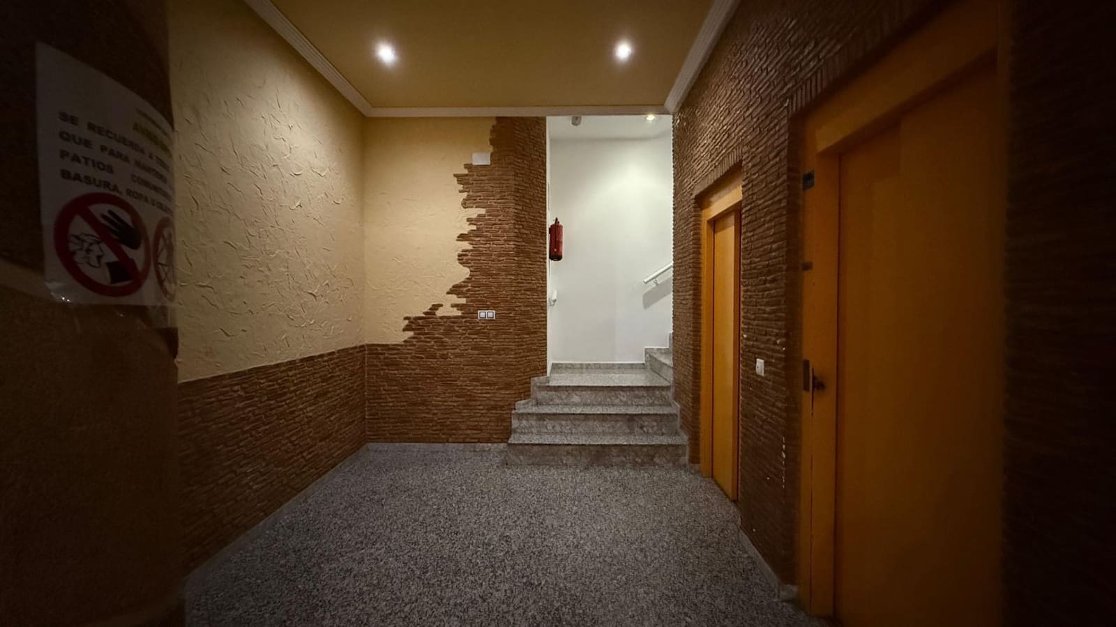 3 makuuhuone Kattohuoneisto myytävänä paikassa Torrevieja mukana 
autotalli - 230 000 € (Ref: 9494588)