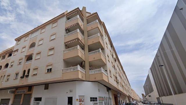 3 makuuhuone Kattohuoneisto myytävänä paikassa Antonio Machado, Torrevieja mukana 
autotalli - 230 000 € (Ref: 9494588)
