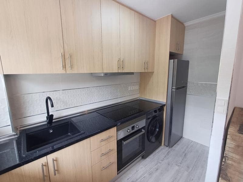 Apartamento de 1 habitación en Torrevieja en venta con piscina - 118.000 € (Ref: 9494589)