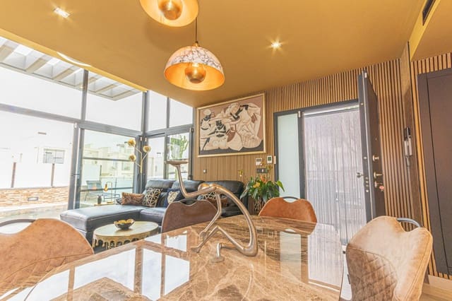 3 bedroom Villa for sale in Lomas de Cabo Roig - Los Dolses, Orihuela with pool garage - € 574,500 (Ref: 9494590)