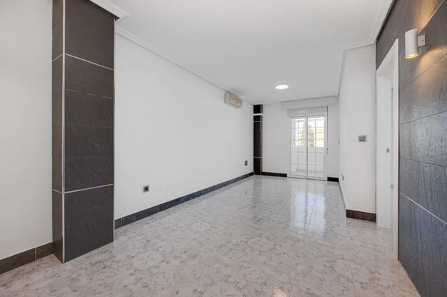 2 makuuhuone Huoneisto myytävänä paikassa Playa del Cura, Torrevieja mukana uima-altaan - 148 470 € (Ref: 9497683)