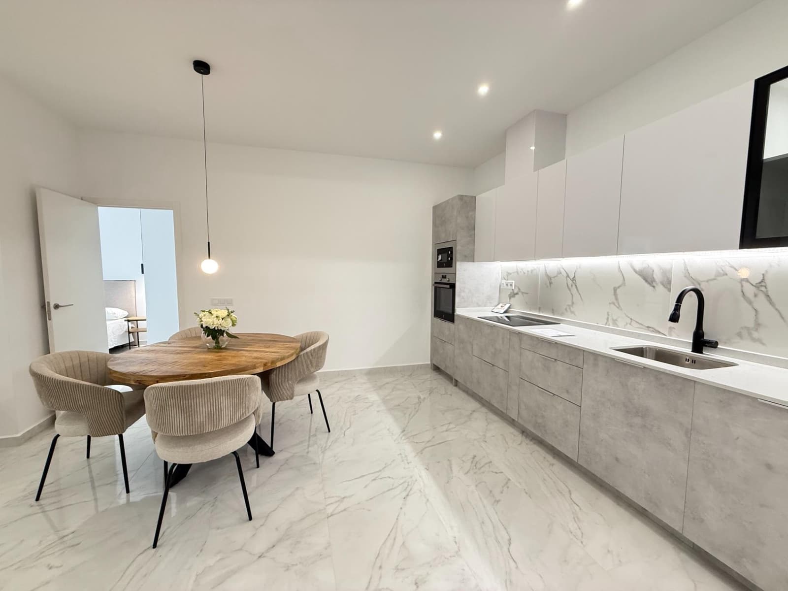 2 sovrum Lägenhet till salu i Torrevieja - 259 000 € (Ref: 9497688)