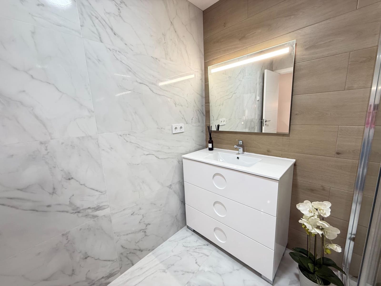 2 sovrum Lägenhet till salu i Torrevieja - 259 000 € (Ref: 9497688)