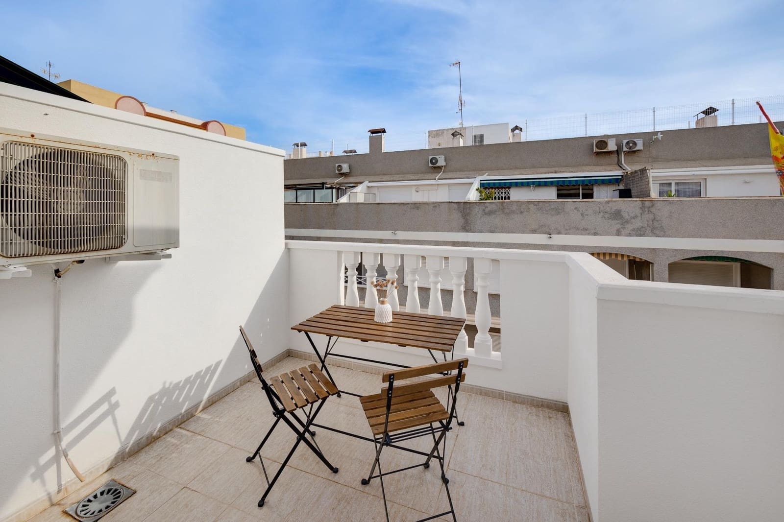2 bedroom Penthouse for sale in Torrevieja - € 149,900 (Ref: 9516072)