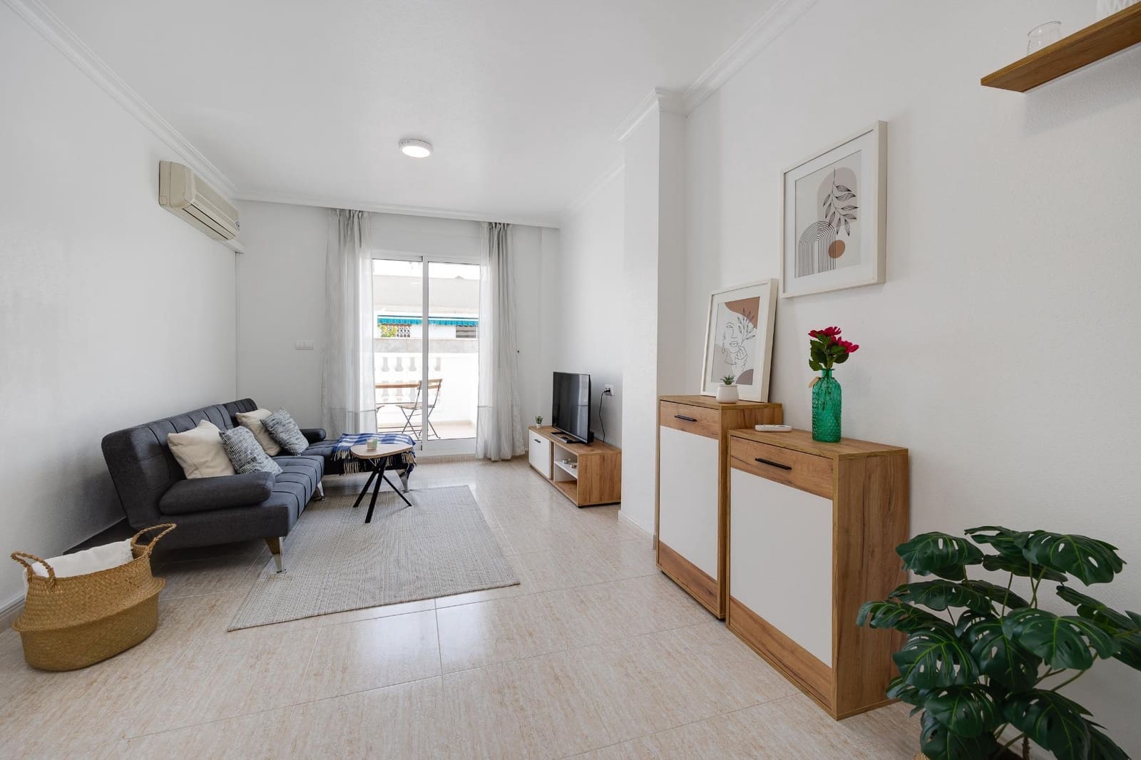 2 bedroom Penthouse for sale in Torrevieja - € 149,900 (Ref: 9516072)