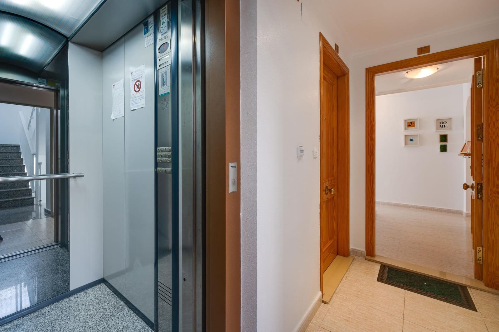 2 bedroom Penthouse for sale in Torrevieja - € 149,900 (Ref: 9516072)