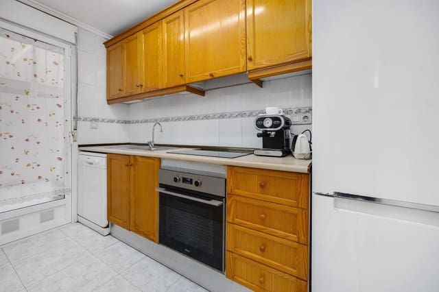 2 sovrum Lägenhet till salu i Los Frutales, Torrevieja med pool - 169 990 € (Ref: 9527657)