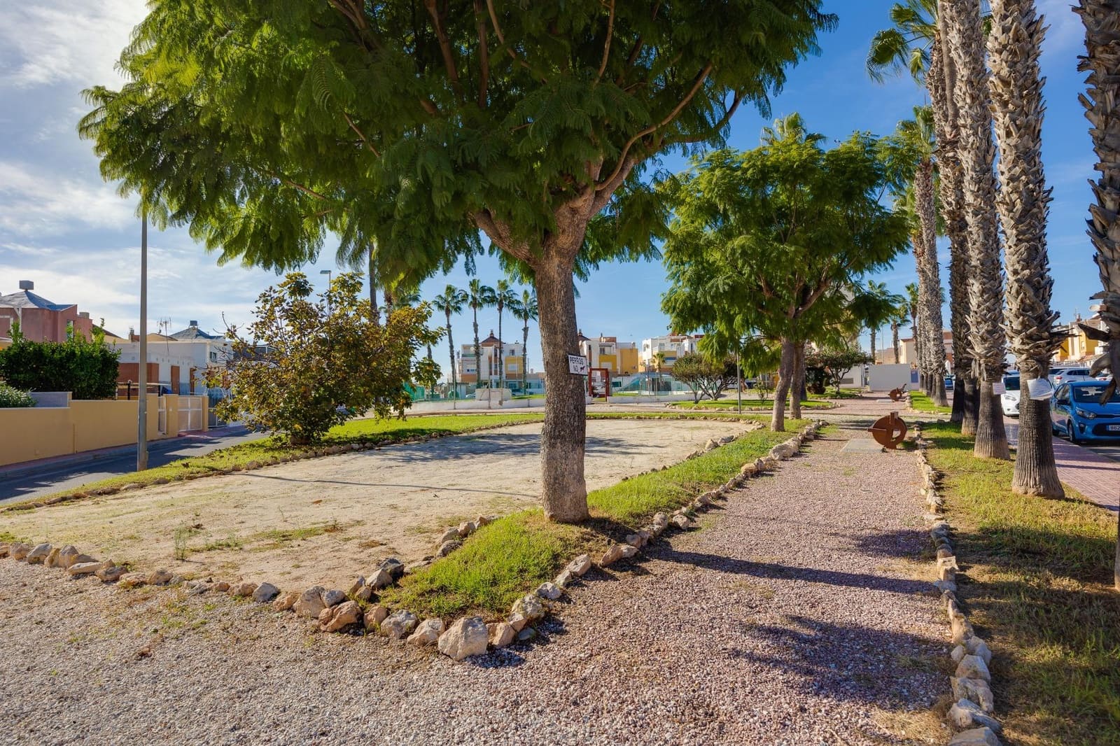 3 bedroom Villa for sale in Los Altos with pool - € 237,900 (Ref: 9530477)