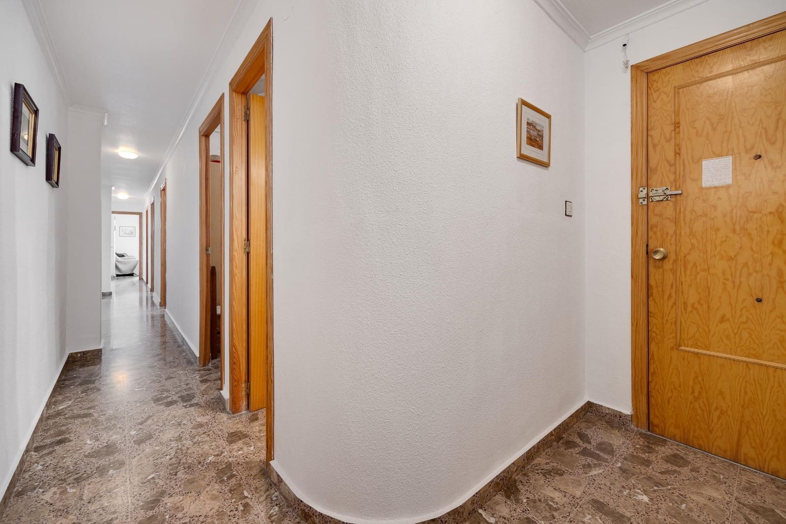 3 quarto Apartamento para venda em Torrevieja - 169 900 € (Ref: 9530481)