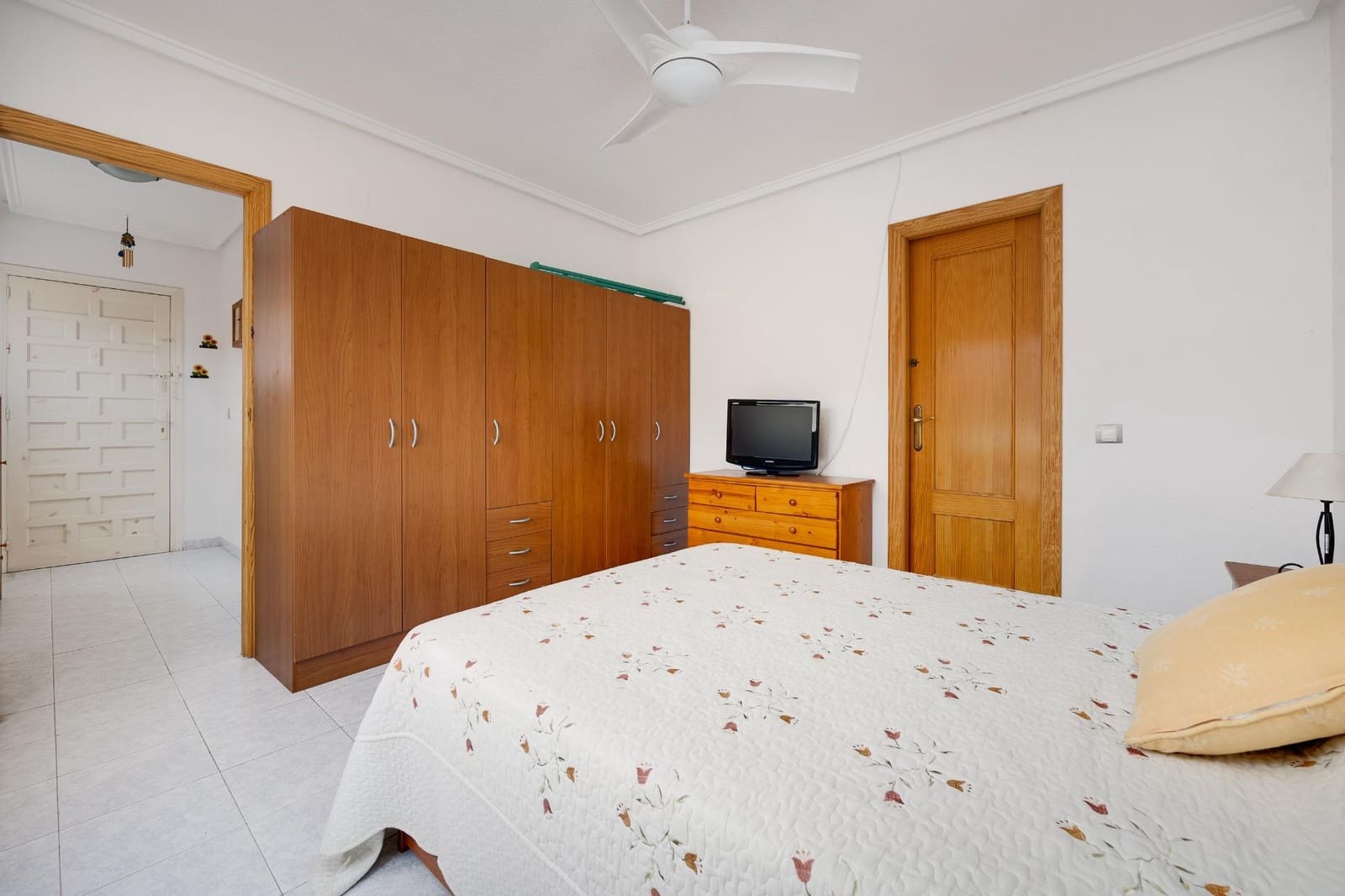 1 camera da letto Attico in vendita in Torrevieja con piscina - 129.900 € (Rif: 9533691)