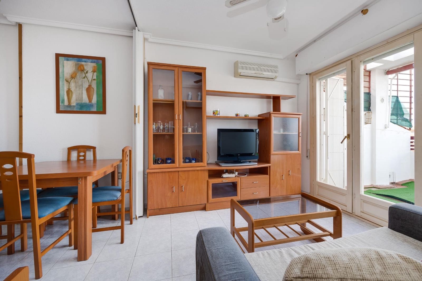 1 camera da letto Attico in vendita in Torrevieja con piscina - 129.900 € (Rif: 9533691)