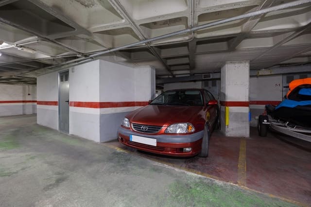 Garage for sale in Playa del Cura, Torrevieja - € 11,500 (Ref: 9551438)