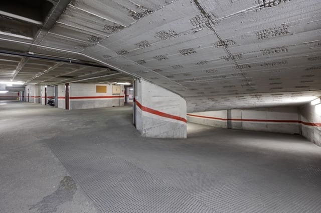 Garage for sale in Playa del Cura, Torrevieja - € 7,500 (Ref: 9551440)