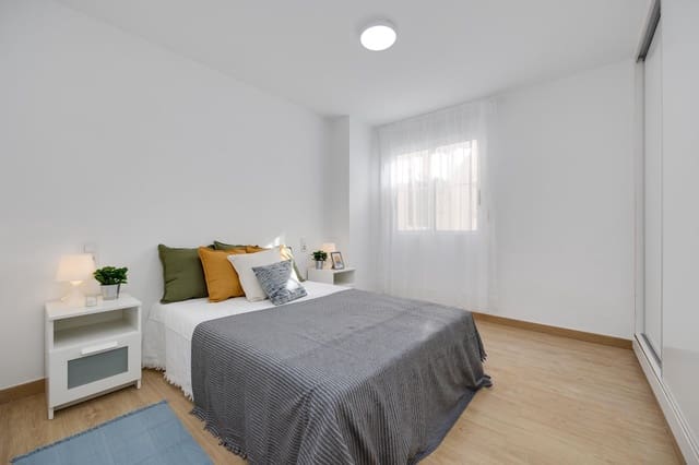 2 soveværelse Penthouse til salg i Parque de las Naciones, Torrevieja med swimmingpool garage - € 134.900 (Ref: 9551441)