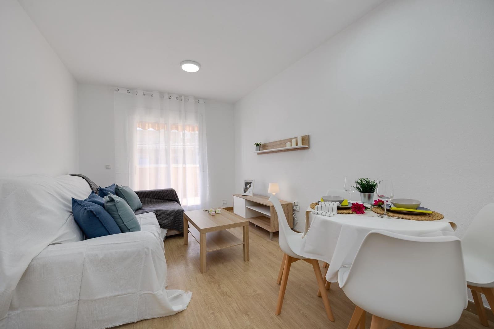 2 soveværelse Penthouse til salg i Torrevieja med swimmingpool garage - € 134.900 (Ref: 9551441)