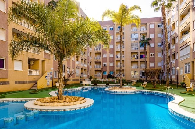 2 soveværelse Penthouse til salg i Parque de las Naciones, Torrevieja med swimmingpool garage - € 134.900 (Ref: 9551441)