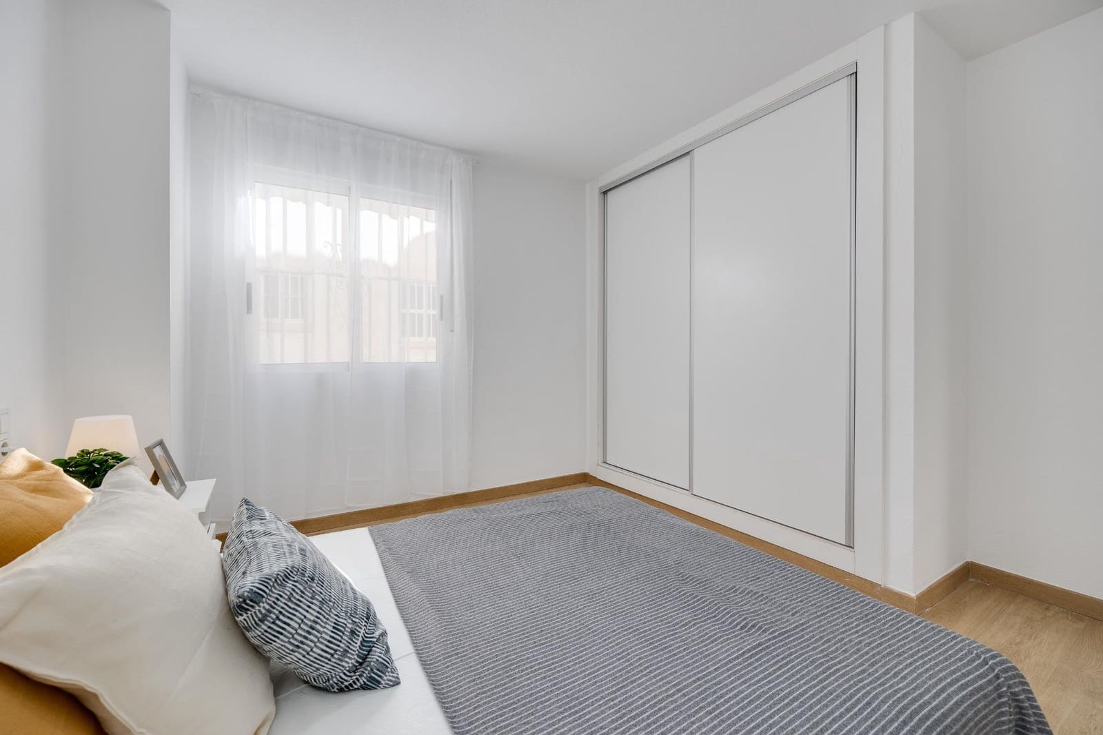 2 soveværelse Penthouse til salg i Torrevieja med swimmingpool garage - € 134.900 (Ref: 9551441)