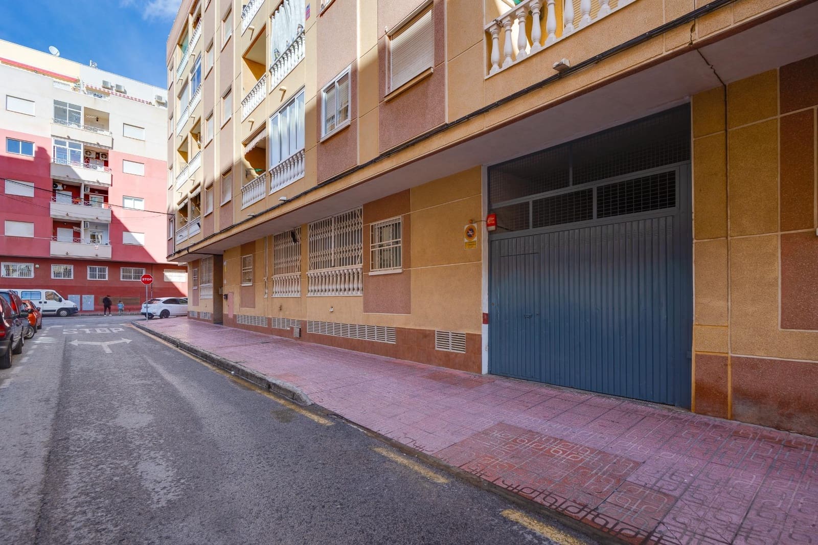 2 soveværelse Penthouse til salg i Torrevieja med swimmingpool garage - € 134.900 (Ref: 9551441)