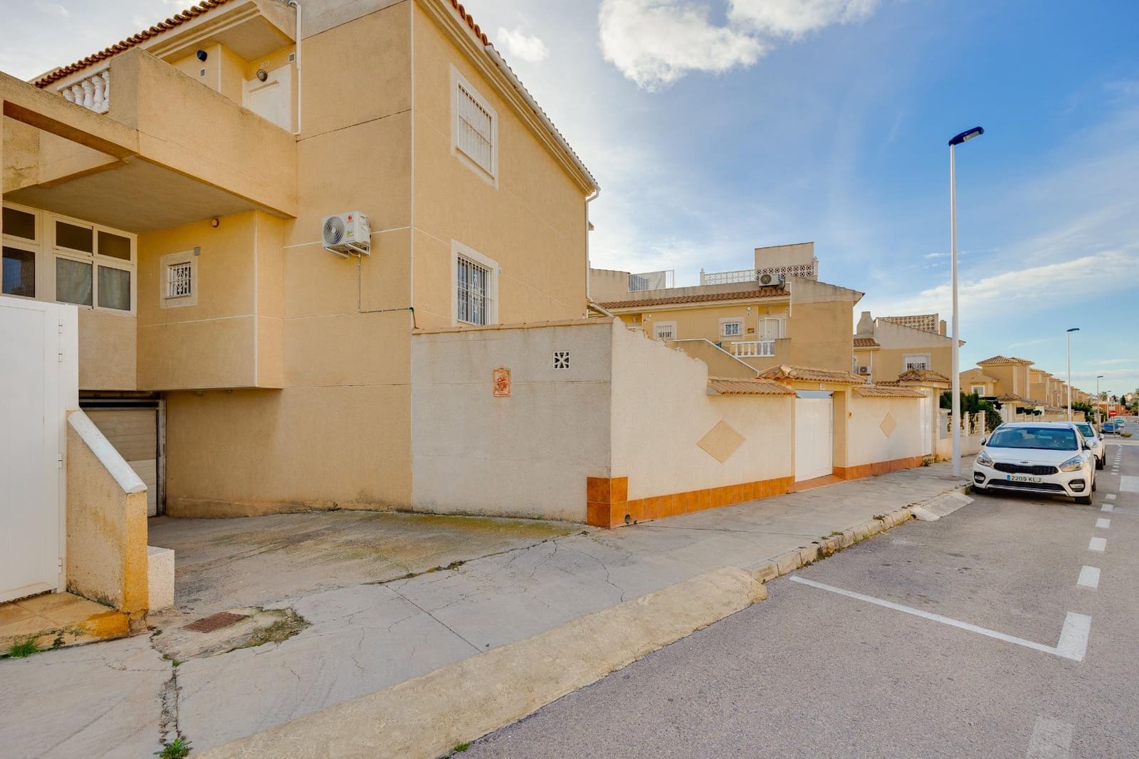 Garage te koop in Aguas Nuevas - € 17.000 (Ref: 9568597)