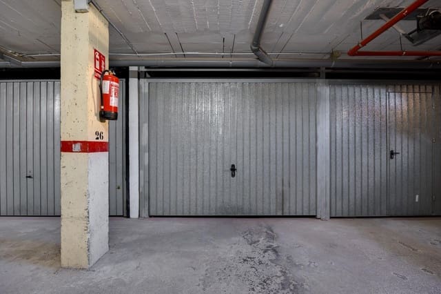 Garage till salu i Aguas Nuevas, Torrevieja - 17 000 € (Ref: 9568598)