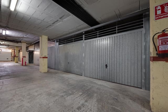 Garage til salg i Aguas Nuevas, Torrevieja - € 17.000 (Ref: 9568599)