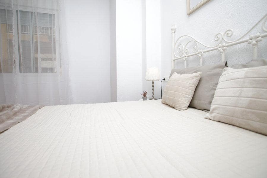 Apartamento de 2 habitaciones en Torrevieja en venta - 145.000 € (Ref: 9574584)