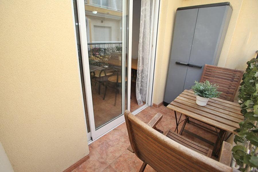 Apartamento de 2 habitaciones en Torrevieja en venta - 145.000 € (Ref: 9574584)