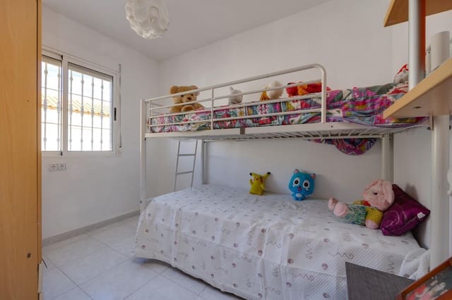 4 sypialnia Willa na sprzedaż w Paraje Natural, Torrevieja z basenem - 169 900 € (Ref: 9586452)