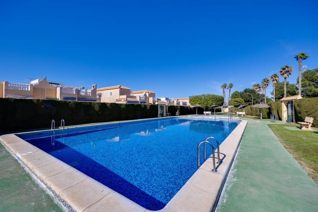 4 sypialnia Willa na sprzedaż w Paraje Natural, Torrevieja z basenem - 169 900 € (Ref: 9586452)