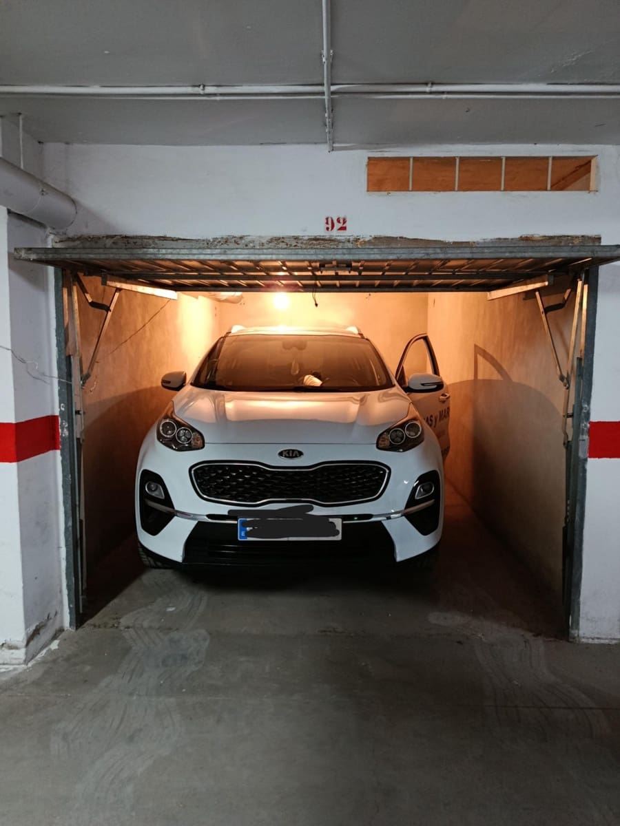 Garaje en Torrevieja en venta - 16.900 € (Ref: 9619190)