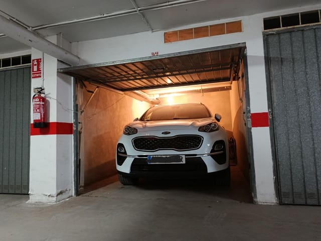 Garaje en Parque de las Naciones, Torrevieja en venta - 16.900 € (Ref: 9619190)