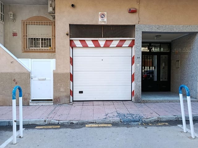 Garaje en Parque de las Naciones, Torrevieja en venta - 16.900 € (Ref: 9619190)