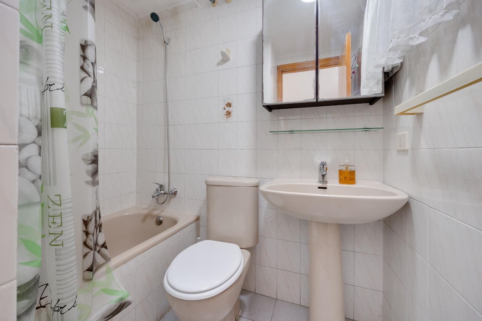 Studio till salu i Torrevieja - 74 900 € (Ref: 9619191)