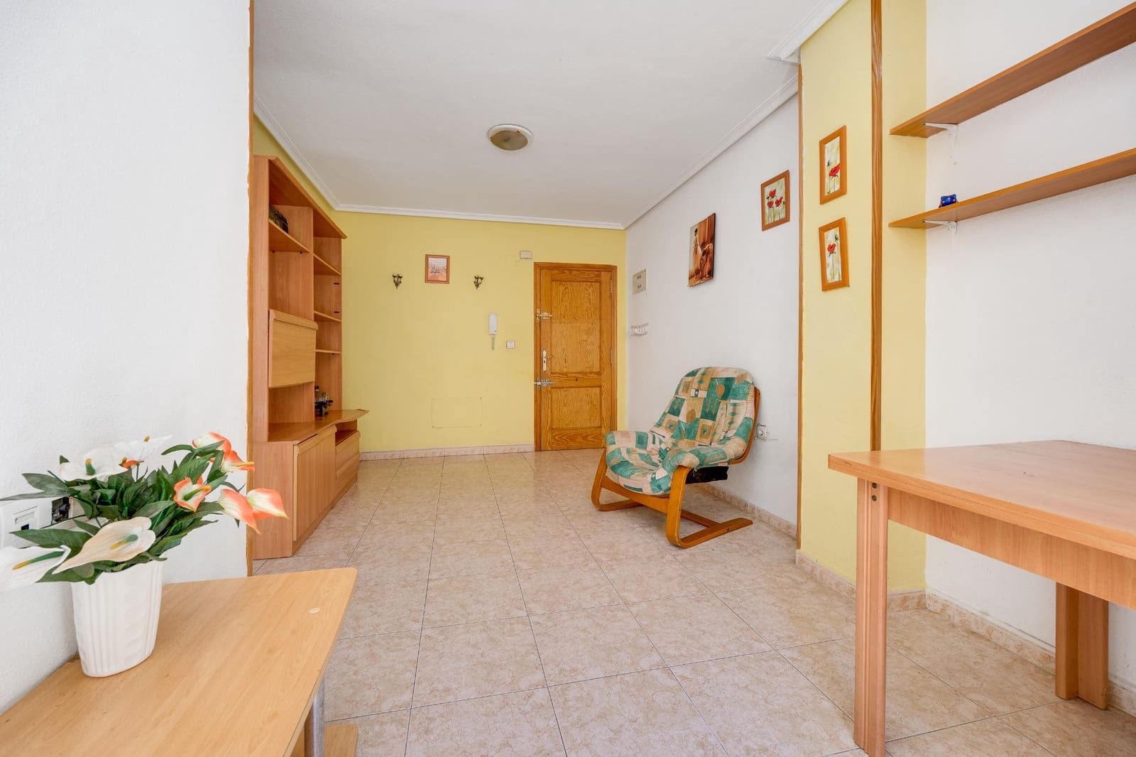 1 slaapkamer Appartement te koop in Torrevieja - € 88.900 (Ref: 9634199)